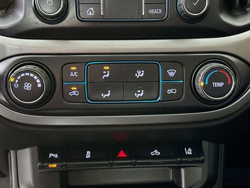 Used 2022 Chevrolet Colorado LT w/ Fleet Safety Package image 22