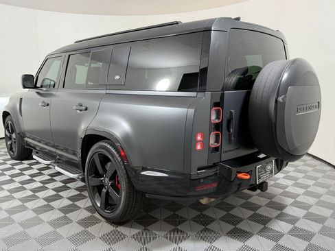 Used 2023 Land Rover Defender 130 X AWD/4WD image 3