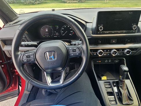 Used 2023 Honda CR-V Sport image 7