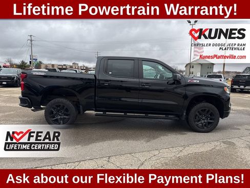 Used 2024 Chevrolet Silverado 1500 LT Trail Boss AWD/4WD image 11