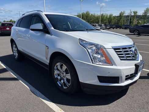 Used 2015 Cadillac SRX Luxury w/ Driver Assist Package AWD/4WD image 6