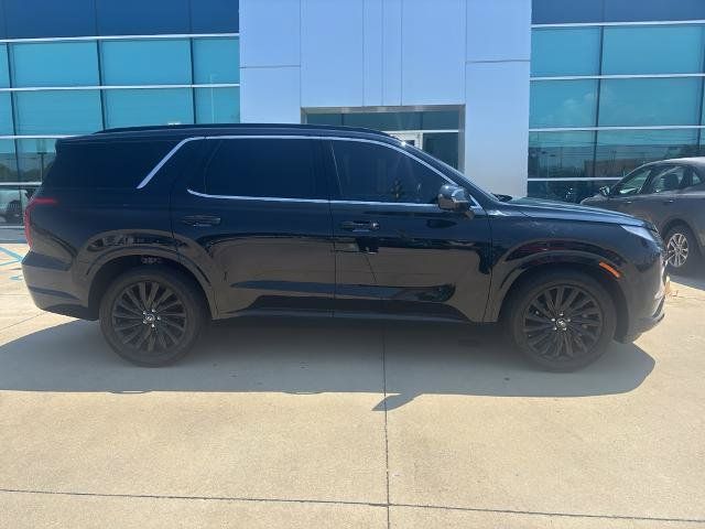 Used 2024 Hyundai Palisade Calligraphy AWD/4WD image 4