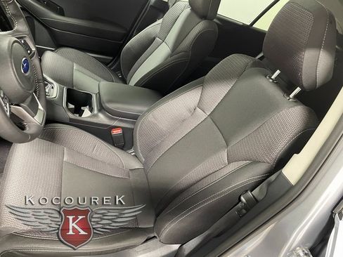 Used 2025 Subaru Outback Premium w/ Popular Package #1A image 12