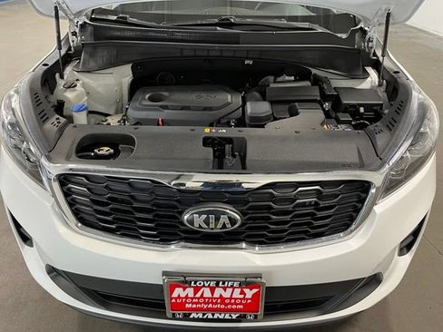 Used 2019 Kia Sorento FWD image 9