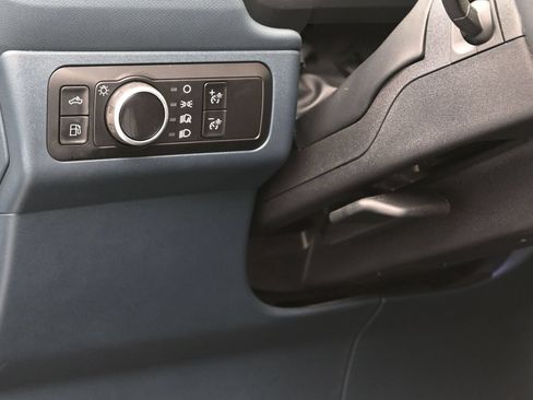 Used 2025 Ford Maverick XL FWD image 23