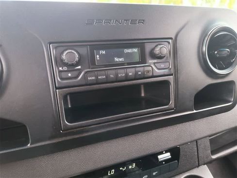 Used 2023 Mercedes-Benz Sprinter 2500 image 16