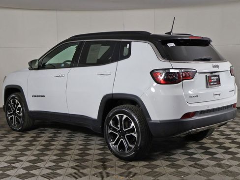 Used 2023 Jeep Compass Limited AWD/4WD image 10