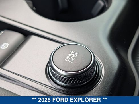 New 2026 Ford Explorer Active RWD image 33