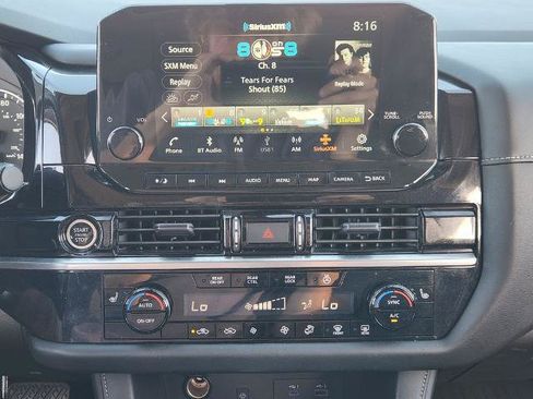 Certified 2024 Nissan Pathfinder SL w/ SL Premium Package FWD image 12