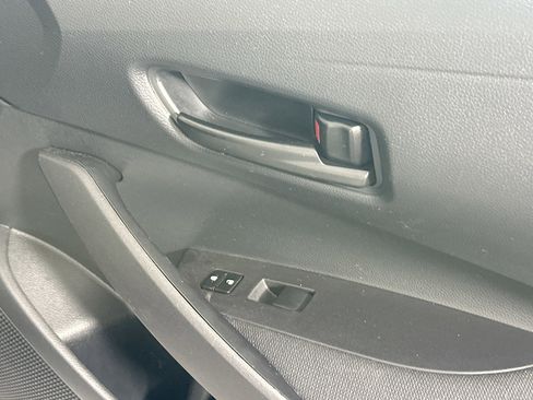 Used 2024 Toyota Corolla LE image 28