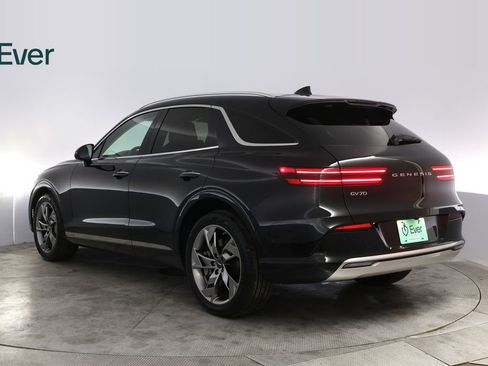 Used 2023 Genesis Electrified GV70 AWD/4WD image 17