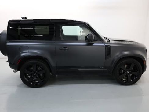 Used 2023 Land Rover Defender 90 V8 image 68
