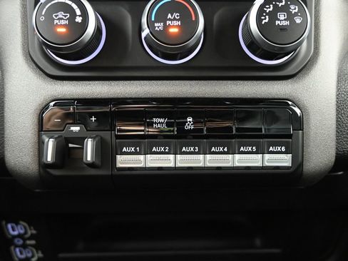 Used 2021 RAM 2500 Tradesman AWD/4WD image 29