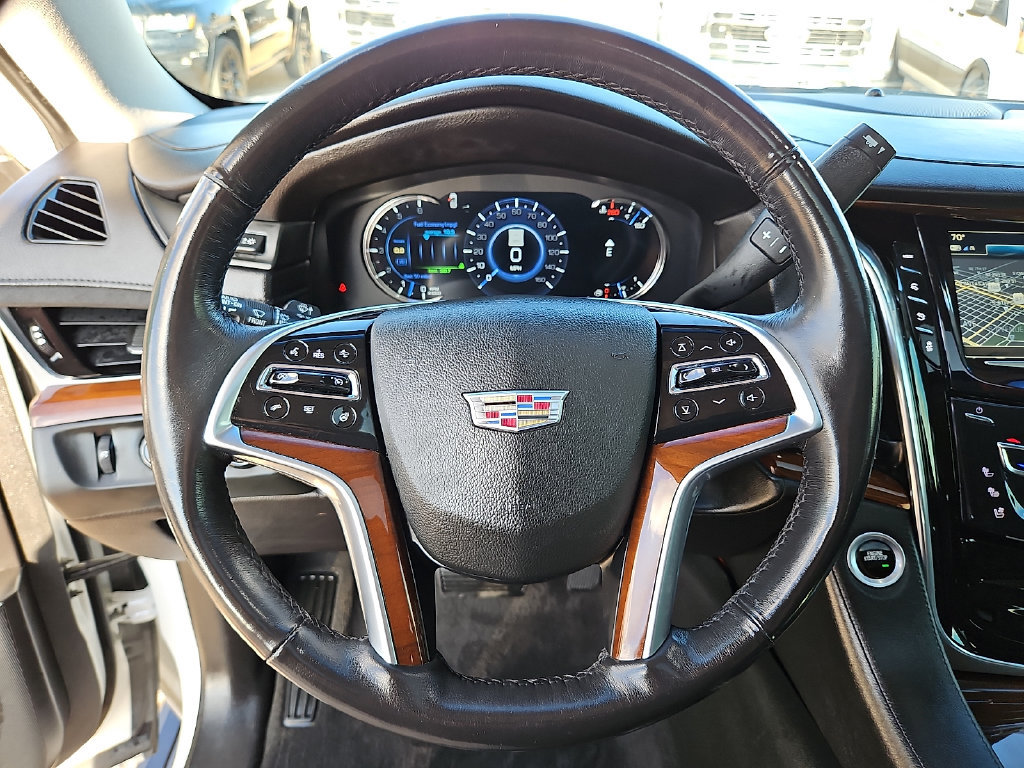 Used 2018 Cadillac Escalade ESV Premium Luxury AWD/4WD image 21