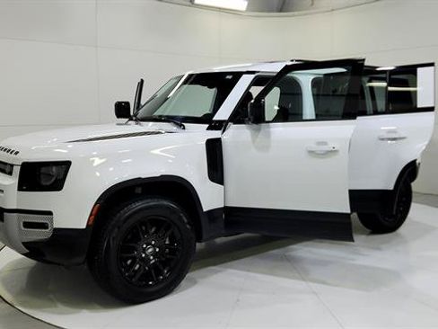 Used 2025 Land Rover Defender 110 S AWD/4WD image 30
