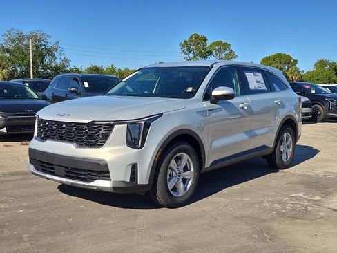 New 2026 Kia Sorento LX FWD image 4