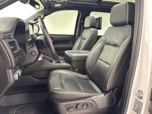 Used 2021 GMC Yukon XL SLT image 9