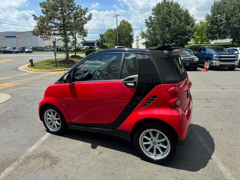 Used 2009 smart fortwo passion RWD image 18