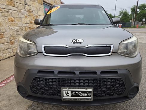 Used 2014 Kia Soul FWD image 14
