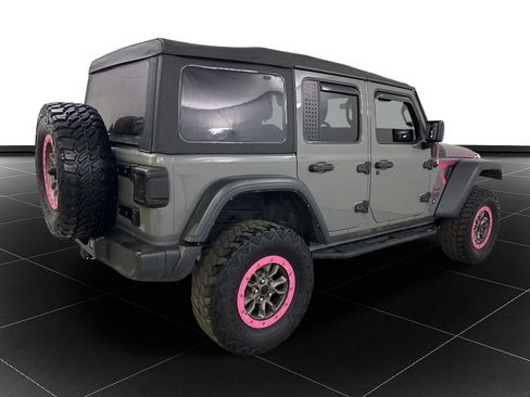 Used 2022 Jeep Wrangler Unlimited Rubicon w/ Cold Weather Group image 5