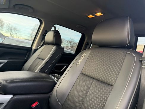 Used 2018 Nissan Titan PRO-4X w/ Pro-4x Utility Package AWD/4WD image 13