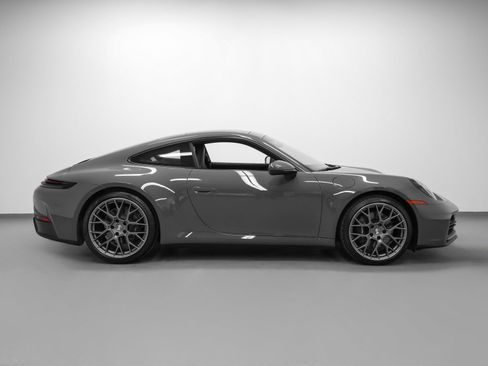 New 2026 Porsche 911 Carrera image 13