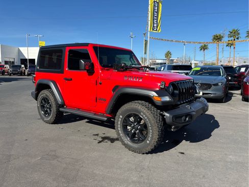 Used 2022 Jeep Wrangler Willys image 3