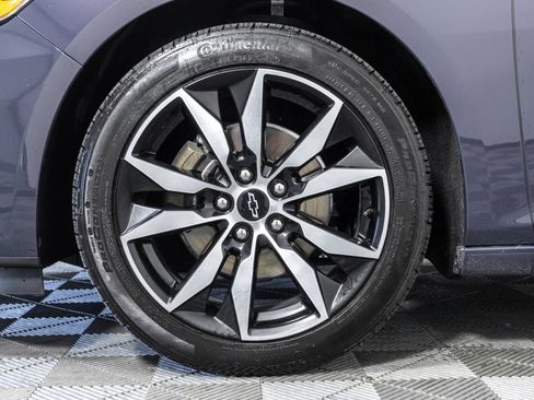 Used 2025 Chevrolet Malibu RS FWD image 45