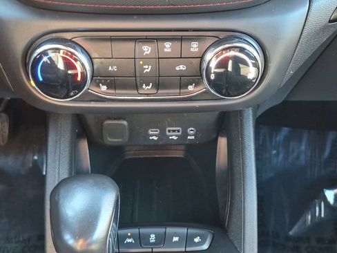 Used 2023 Chevrolet TrailBlazer RS FWD image 25