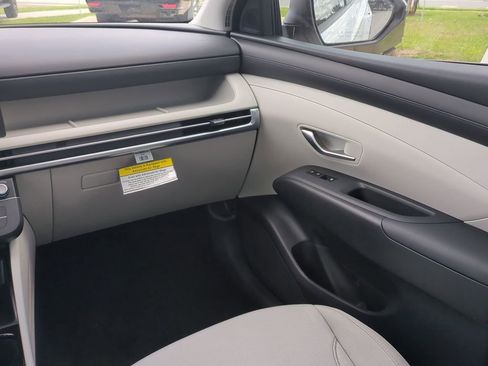 New 2026 Hyundai Tucson SE image 19