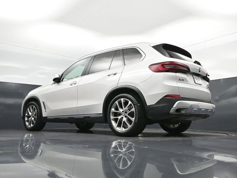 Certified 2023 BMW X5 sDrive40i w/ Climate Comfort Package RWD image 40