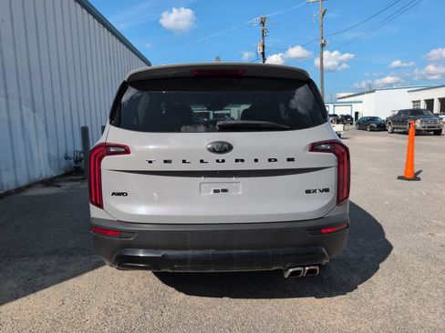 Used 2021 Kia Telluride EX w/ EX Premium Package AWD/4WD image 7