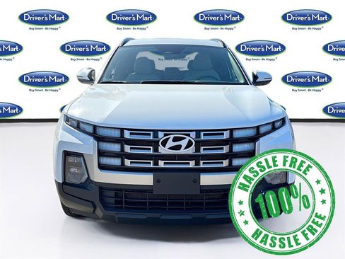 Used 2025 Hyundai Santa Cruz SEL FWD image 2