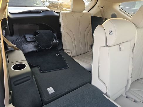 Used 2026 Genesis GV80 3.5T Prestige image 12