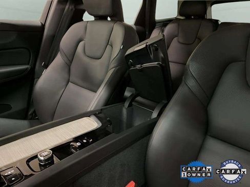 Used 2025 Volvo XC60 B5 Plus image 50