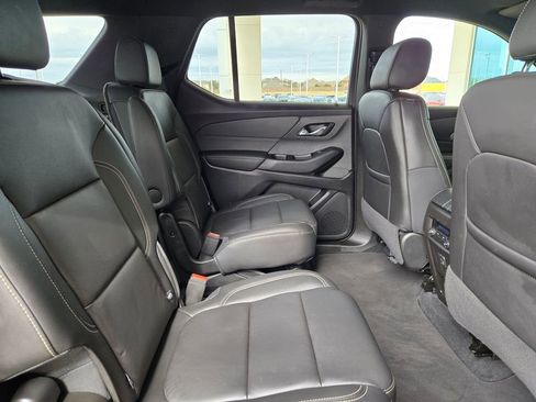 Used 2023 Chevrolet Traverse LT AWD/4WD image 26