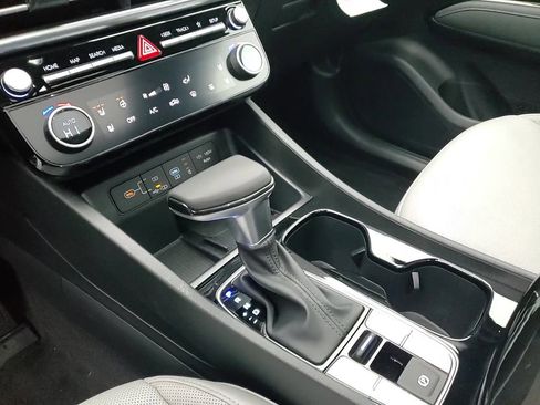 Certified 2025 Hyundai Santa Cruz Limited image 20