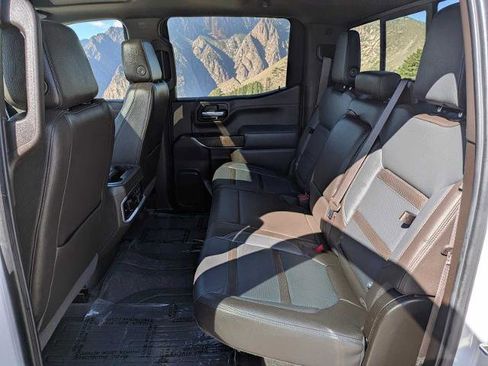 Used 2020 GMC Sierra 1500 Denali w/ Denali Ultimate Package AWD/4WD image 19