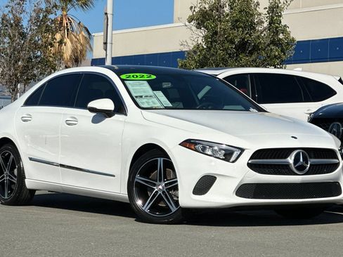 Used 2022 Mercedes-Benz A 220 image 2