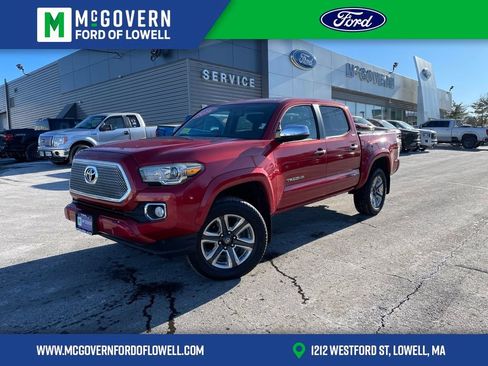 Used 2016 Toyota Tacoma Limited image 1