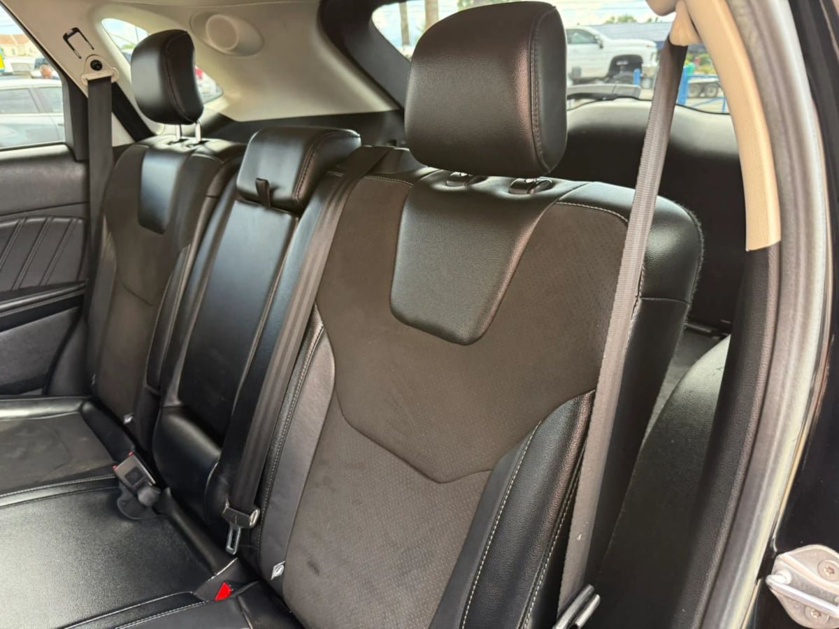 Used 2017 Ford Edge Sport w/ Technology Package AWD/4WD image 44