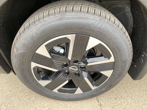 New 2026 Nissan Kicks SV w/ Cold Weather Package AWD/4WD image 24