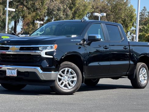 Used 2025 Chevrolet Silverado 1500 LT image 9