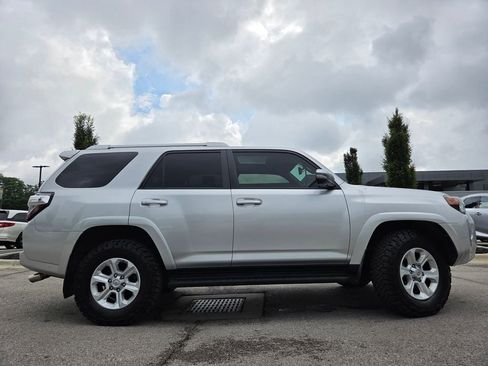 Used 2016 Toyota 4Runner SR5 Premium AWD/4WD image 30