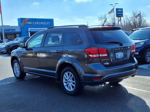 Used 2015 Dodge Journey SXT w/ Flexible Seating Group image 6