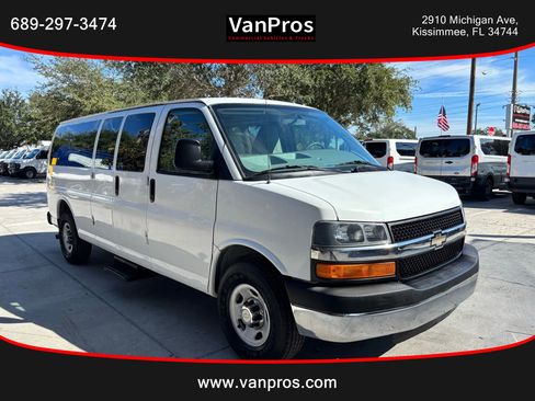 Used 2013 Chevrolet Express 3500 LT w/ LT Preferred Equipment Group image 7