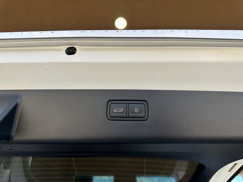 New 2026 Hyundai Ioniq 9 Limited AWD/4WD image 35