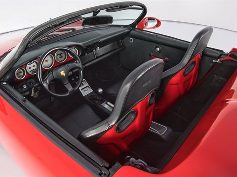 Used 1989 Porsche 911 Carrera RWD image 27