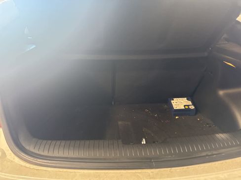 Used 2015 Hyundai Veloster Turbo w/ Option Group 04 image 14