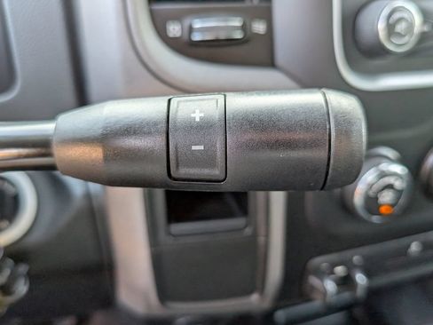 Used 2017 RAM 3500 Tradesman w/ Chrome Appearance Group AWD/4WD image 10